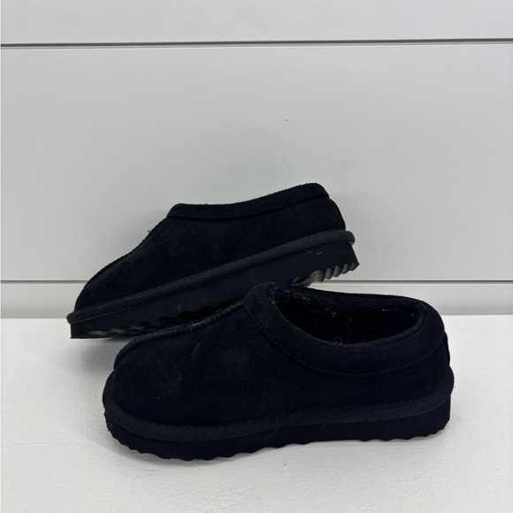 Target Slip Ons - Picture 3 of 5